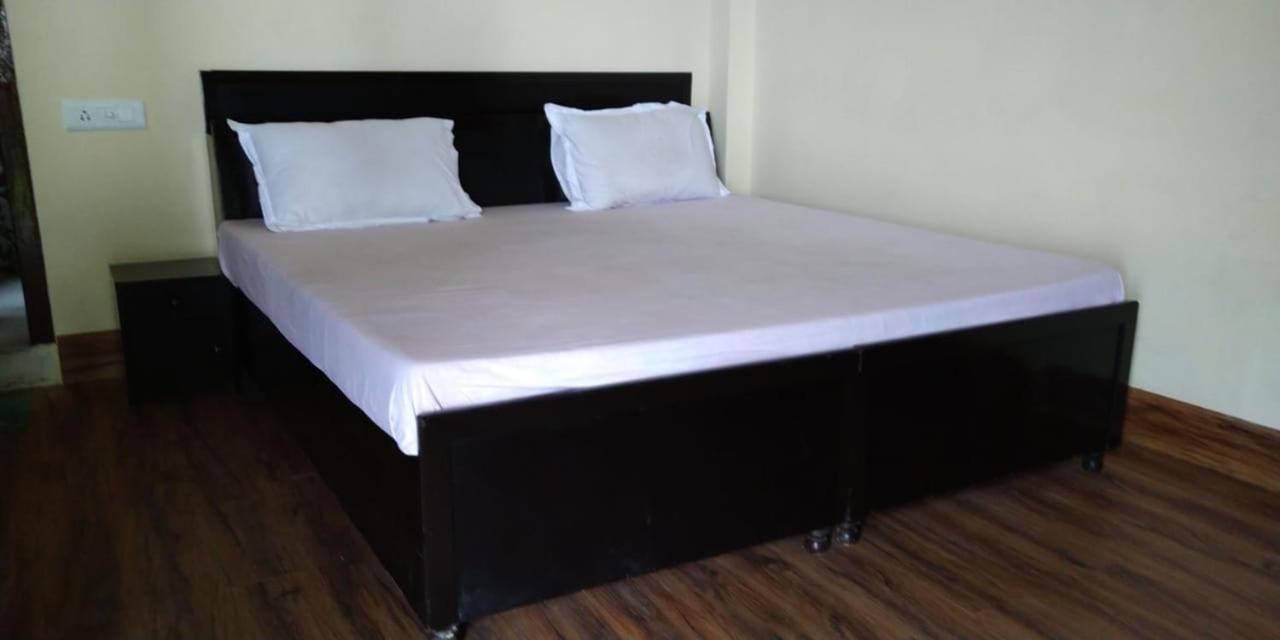 Hotel Forest View Lāhri 外观 照片